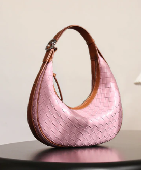 Niche Leather design bag