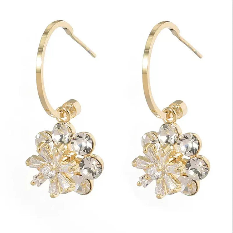 Flower Short Earrings
