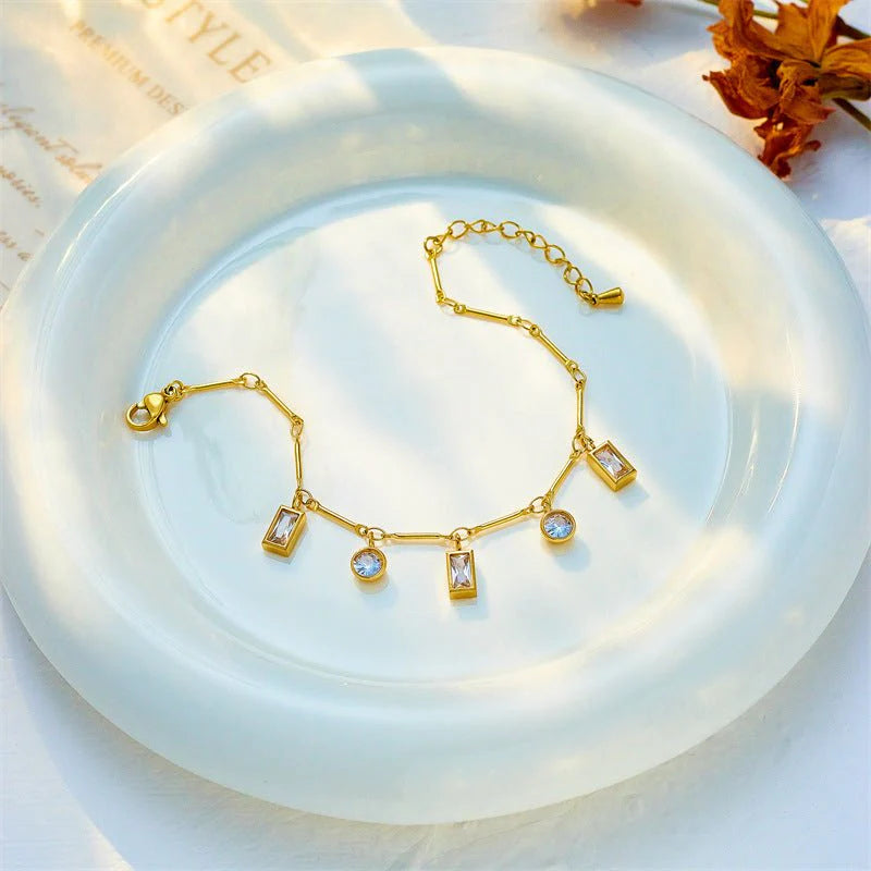 Round Square Rhinestone Ornament Bracelet