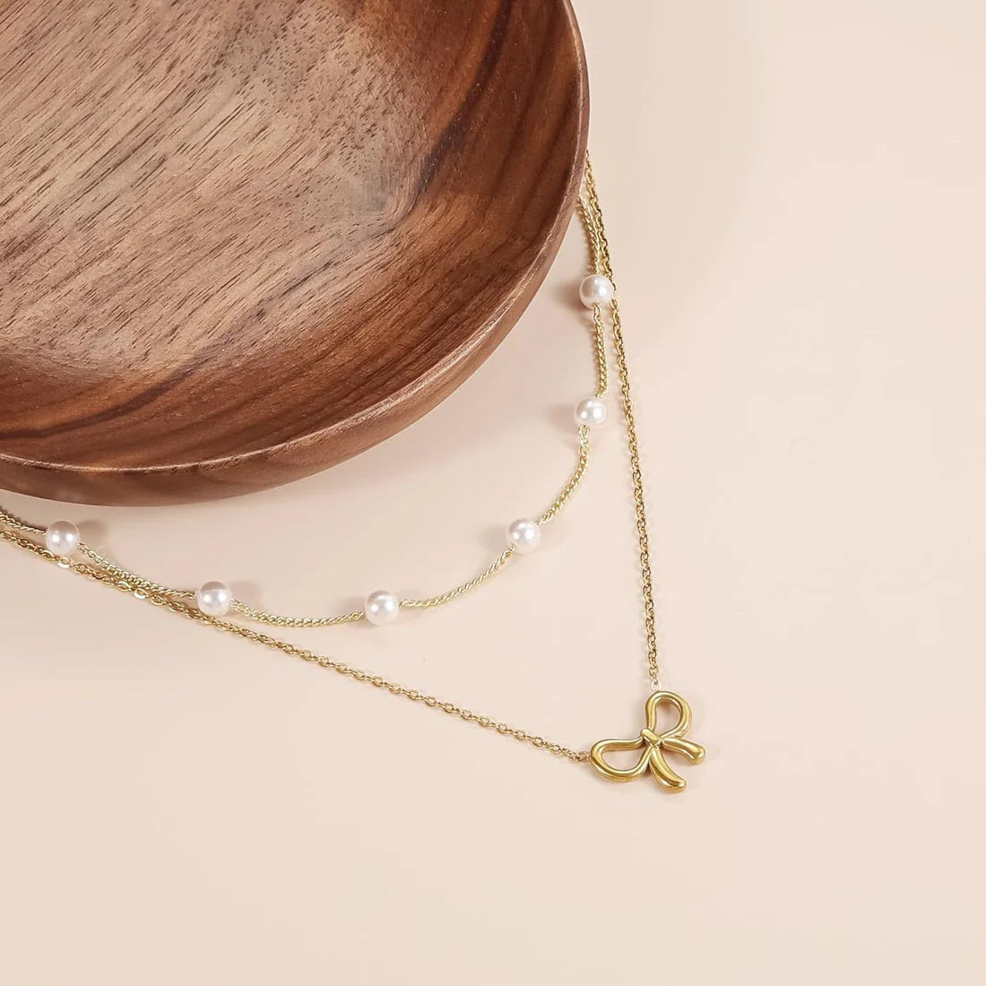 Pearl Bow Necklace