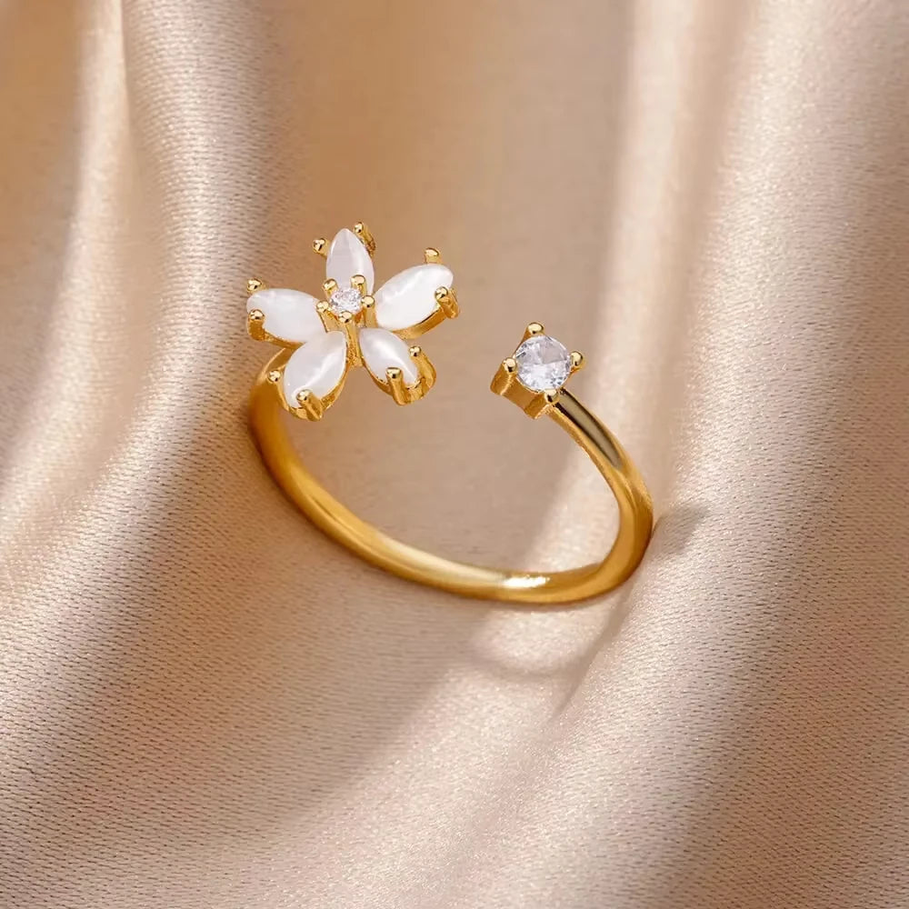 Luxury Zircon Geometric Rings