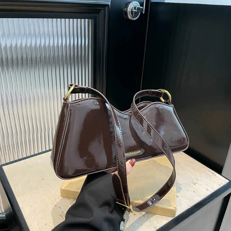 Retro Versatile Crossbody Bag for Women