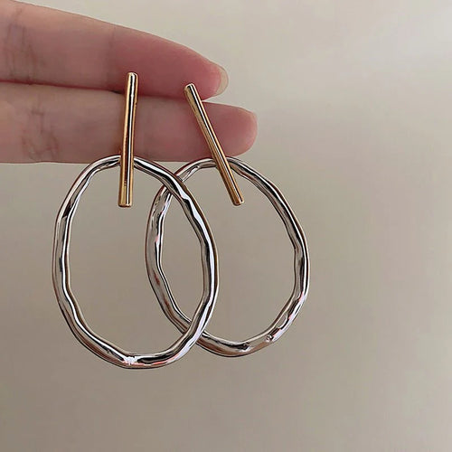Contrast Oval Earrings